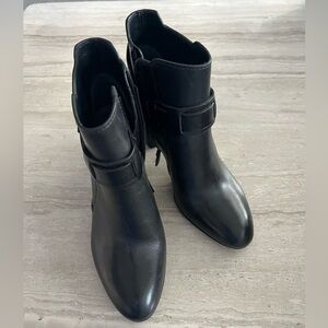 tory Burch Elegant Black Ankle Boots